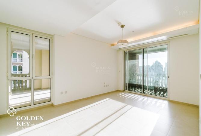704182 - Property Main Image