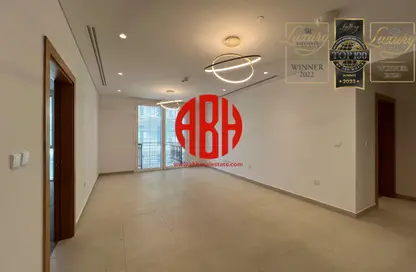 Apartment - 2 Bedrooms - 3 Bathrooms for rent in Floresta Gardens - Floresta Gardens - The Pearl Island - Doha