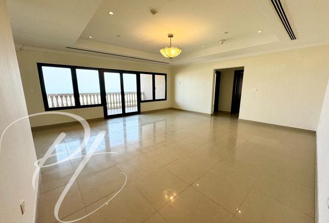 981559 - Property Image 3