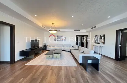 Apartment - 3 Bedrooms - 5 Bathrooms for rent in East Porto Drive - Porto Arabia - The Pearl Island - Doha