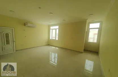 شقة - 2 غرف نوم - 3 حمامات للايجار في الوعب - الوعب - الدوحة