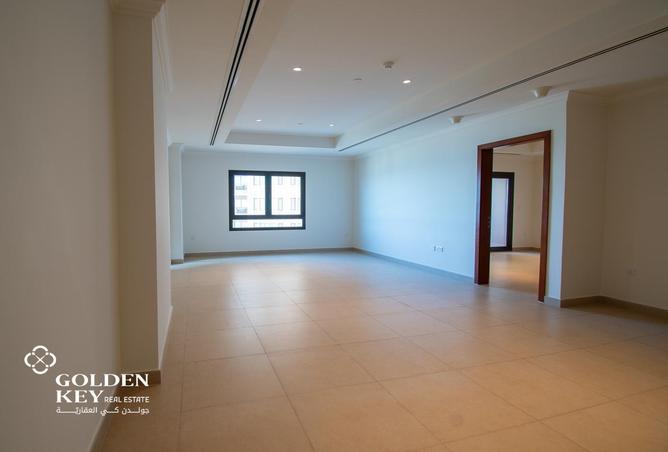 942138 - Property Image 2