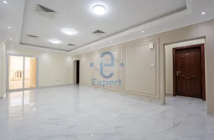 شقة - 2 غرف نوم - 3 حمامات للبيع في فوكس هيلز اي 13 - فوكس هيلز - الوسيل