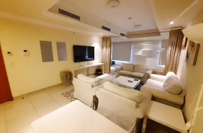 Apartment - Studio - 1 Bathroom for rent in Tuscan Tower - Porto Arabia - The Pearl Island - Doha