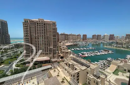 Apartment - 2 Bedrooms - 3 Bathrooms for rent in Tower 7 (Ferrari Tower) - Porto Arabia - The Pearl Island - Doha