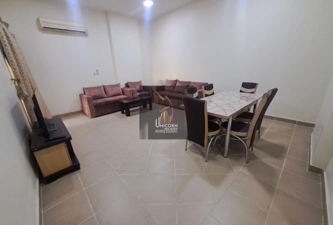 933866 - Property Image 2