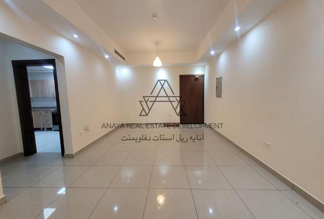 930105 - Property Main Image
