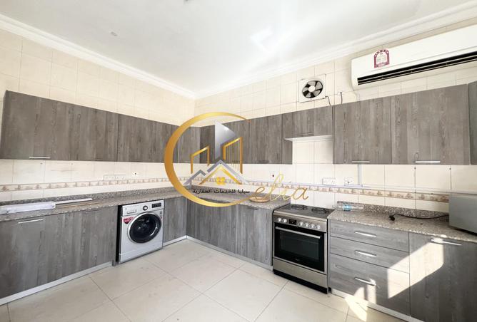 1000021 - Property Image 3