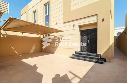 Villa - 5 Bedrooms - 6 Bathrooms for rent in Al Hamraa Street - Al Thumama - Doha