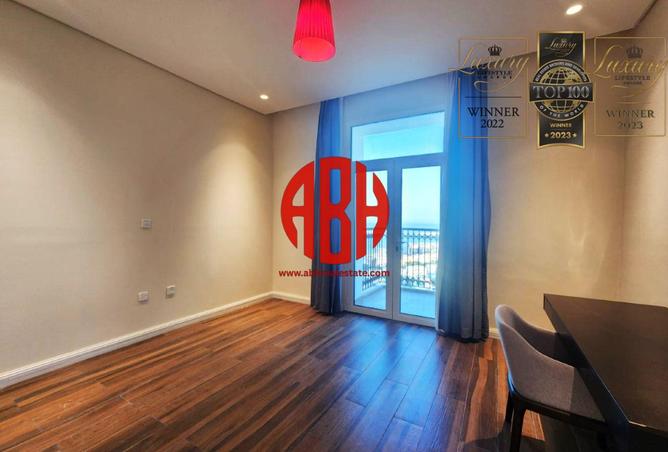 930788 - Property Image 2