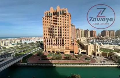 Apartment - 2 Bedrooms - 2 Bathrooms for rent in West Porto Drive - Porto Arabia - The Pearl Island - Doha