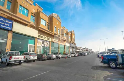 Shop - Studio - 2 Bathrooms for rent in Salwa Road - Old Industrial Area - Al Rayyan - Doha