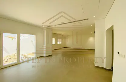 Villa - 3 Bedrooms - 4 Bathrooms for rent in Ain Khaled Villas - Ain Khaled - Doha
