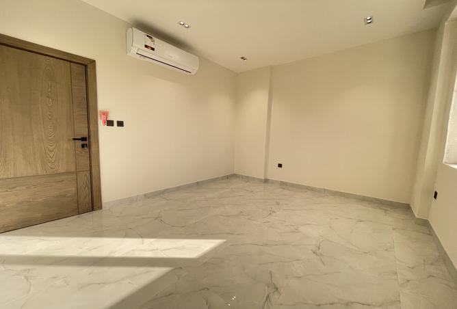 999559 - Property Image 3