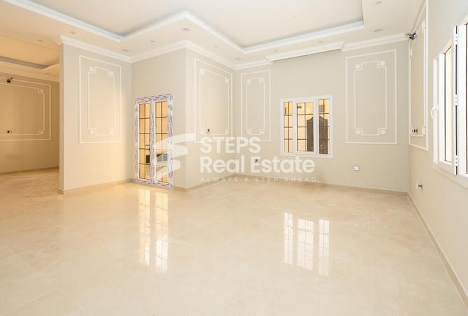 935490 - Property Image 3