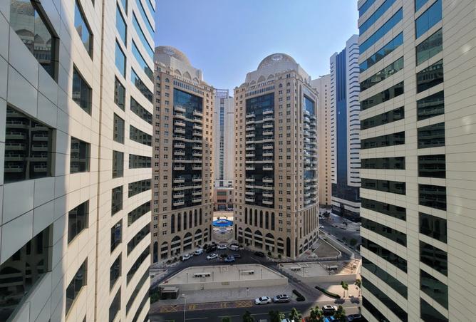 983766 - Property Image 2