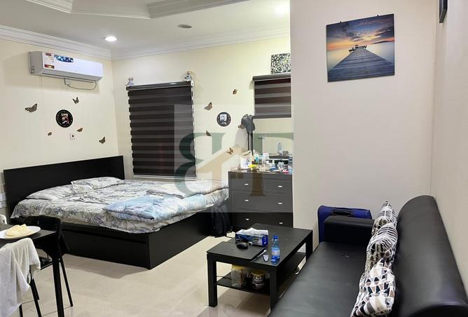 986737 - Property Image 2