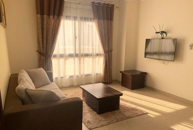 955241 - Property Image 2