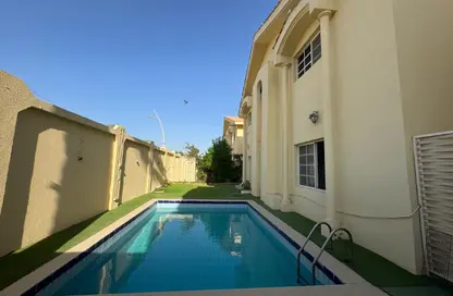 Villa - 4 Bedrooms - 4 Bathrooms for rent in New Salata - Salata - Doha