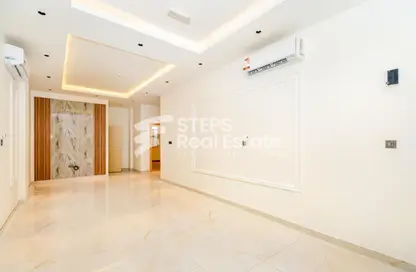 Apartment - 2 Bedrooms - 3 Bathrooms for rent in Aspire Tower - Al Waab - Al Waab - Doha