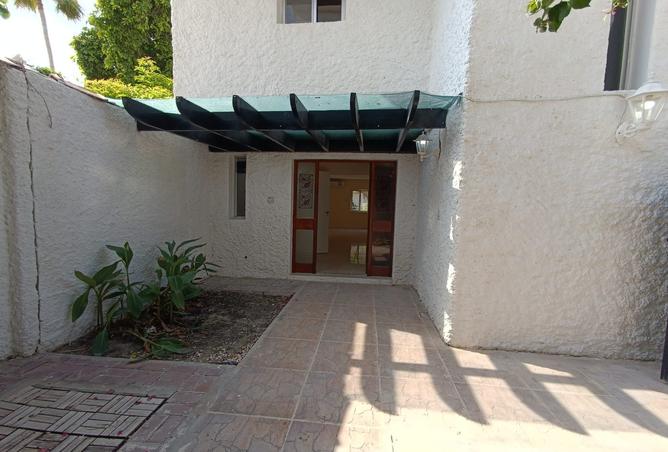 977942 - Property Main Image