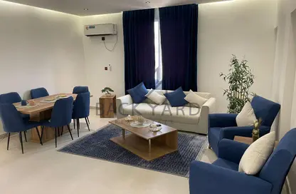 Apartment - 2 Bedrooms - 2 Bathrooms for rent in Le mirage corniche - Ras Abu Aboud - Doha