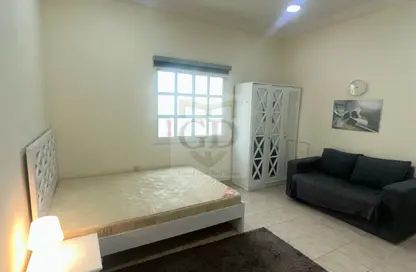 Apartment - Studio - 1 Bathroom for rent in Maamoura Villas - Al Maamoura - Doha