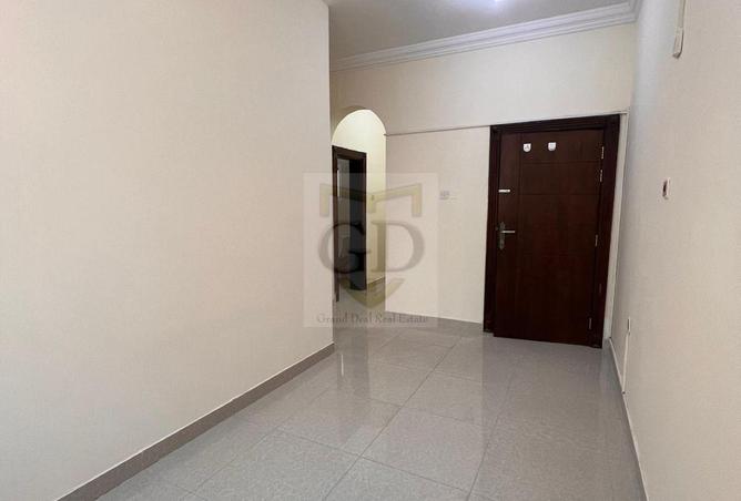 941831 - Property Image 2