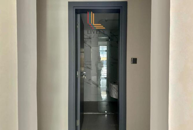 977255 - Property Image 2