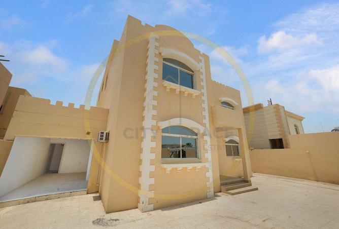 941735 - Property Image 2