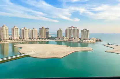 Apartment - 2 Bedrooms - 4 Bathrooms for sale in Viva West - Viva Bahriyah - The Pearl Island - Doha