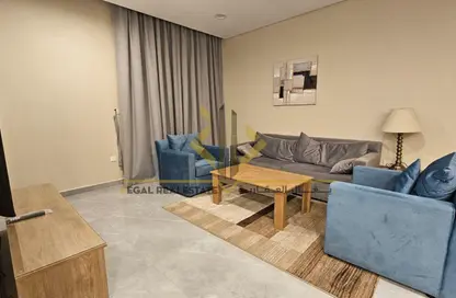 Apartment - 1 Bedroom - 2 Bathrooms for rent in The Pearl Island - Doha