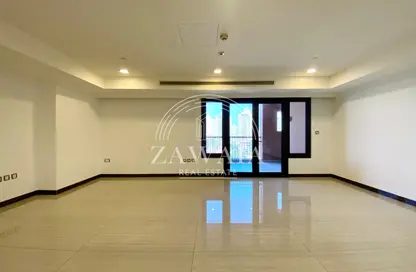 Apartment - 2 Bedrooms - 2 Bathrooms for rent in West Porto Drive - Porto Arabia - The Pearl Island - Doha