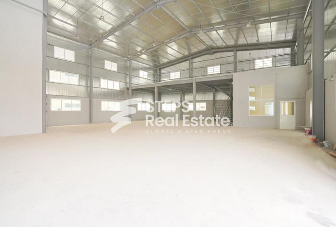 947682 - Property Image 2