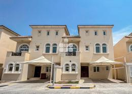 صورةمبنى خارجي لـ: فيلا - 5 غرف نوم - 4 حمامات للكراء في فيلات دار السلام - أبو هامور - الدوحة, صورة 1