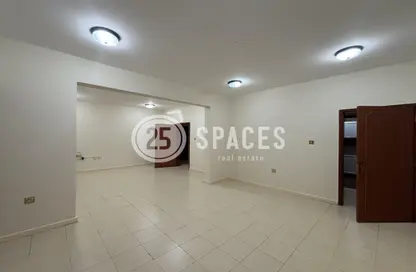 Apartment - 3 Bedrooms - 3 Bathrooms for rent in Asim Bin Omar Street - Al Mansoura - Doha