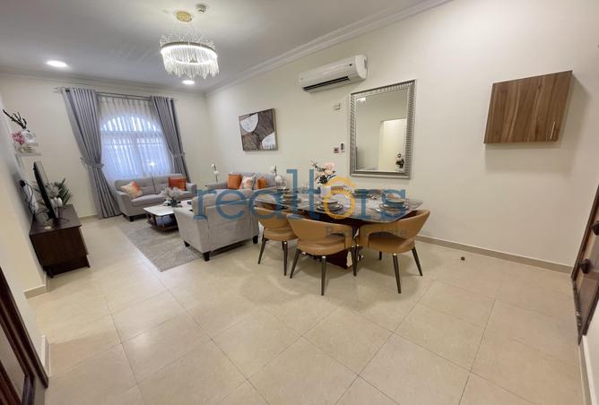 934213 - Property Image 2