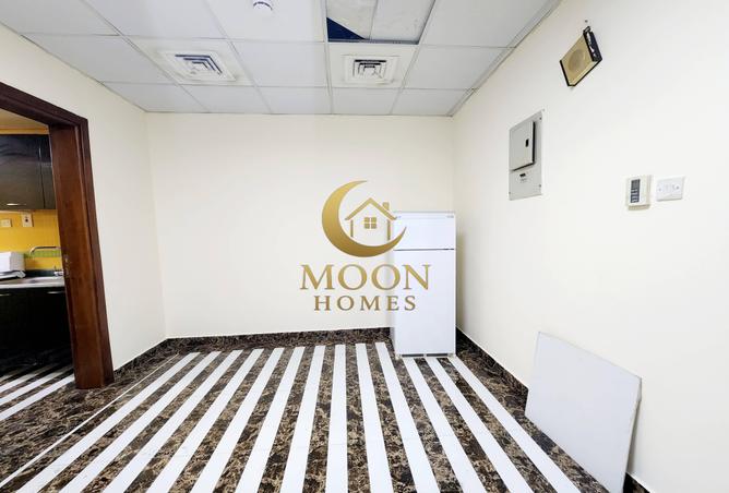 972966 - Property Image 2