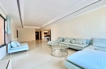 شقة - غرفة نوم - 2 حمامات للايجار في برج 13 - بورتو أرابيا - جزيرة اللؤلؤة - الدوحة