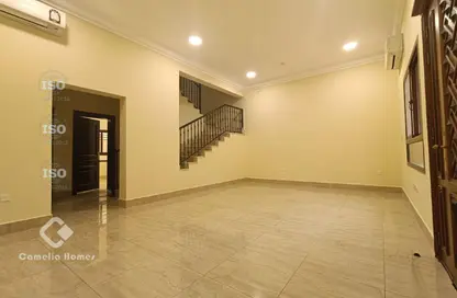 Compound - 5 Bedrooms - 4 Bathrooms for rent in Al Kheesa - Al Kheesa - Umm Salal Mohammed