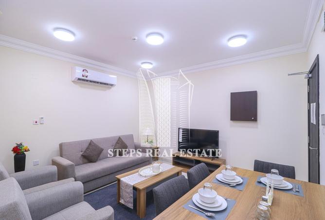 Apartment - 2 Bedrooms - 2 Bathrooms for rent in Street 871 - Al Duhail South - Al Duhail - Doha