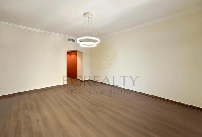 963208 - Property Image 3