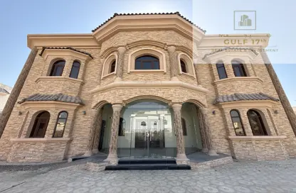 Villa - 7+ Bedrooms - 7+ Bathrooms for rent in Al Faisal Tower - Al Dafna - Al Dafna - Doha