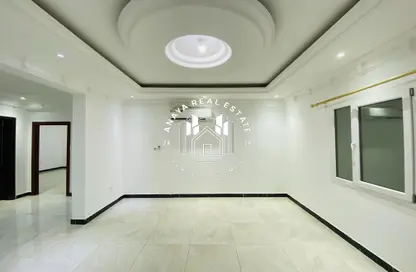 Apartment - 2 Bedrooms - 1 Bathroom for rent in Ain Khaled Villas - Ain Khaled - Doha