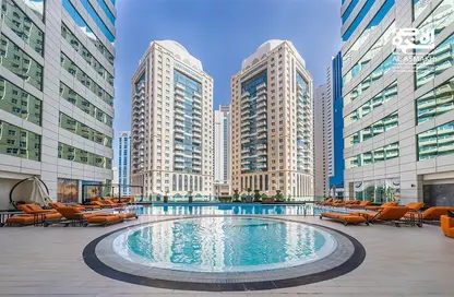 Duplex - 3 Bedrooms - 4 Bathrooms for rent in Beverly Hills Tower - West Bay - West Bay - Doha