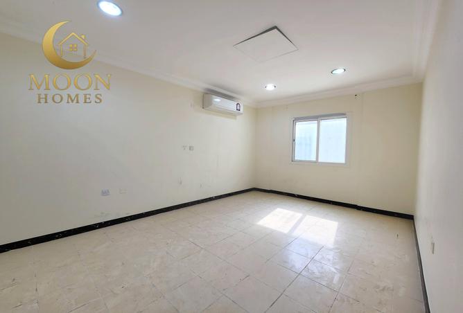 978115 - Property Image 3