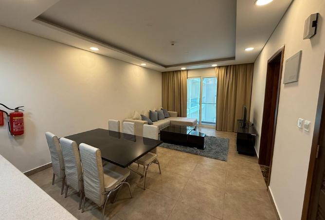 987564 - Property Image 2