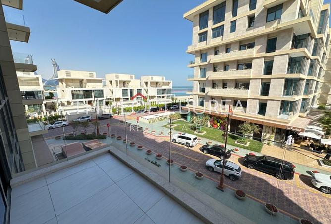 1002302 - Property Image 2