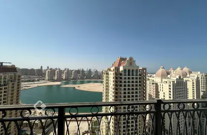 Penthouse - 3 Bedrooms - 4 Bathrooms for rent in Floresta Gardens - Floresta Gardens - The Pearl Island - Doha