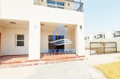 Villa - 4 Bedrooms - 6 Bathrooms for rent in Ain Khaled - Doha